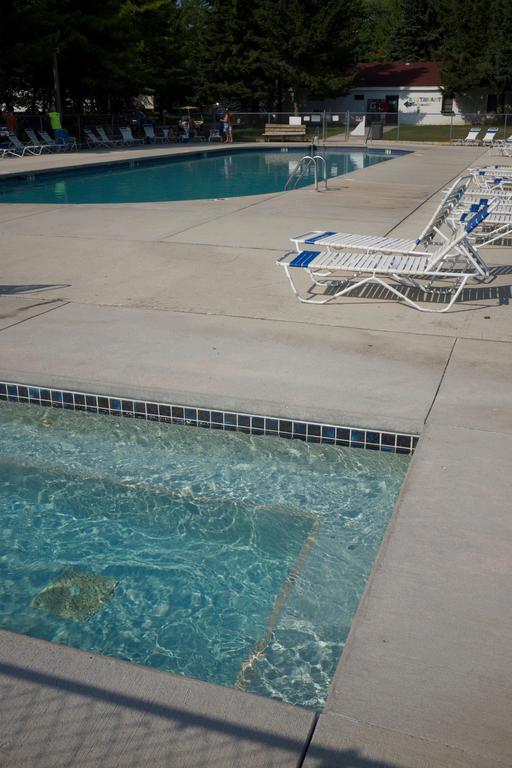 Plymouth Rock Camping Resort Basic Cabin Elkhart Lake Dış mekan fotoğraf